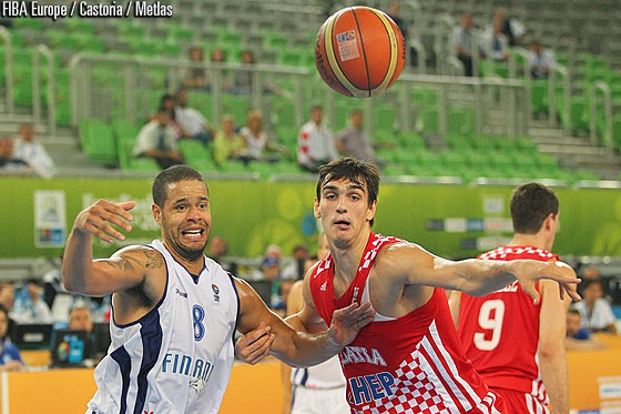 克罗地亚队客场大胜芬兰，提前锁定小组第一(克罗地亚对捿克)